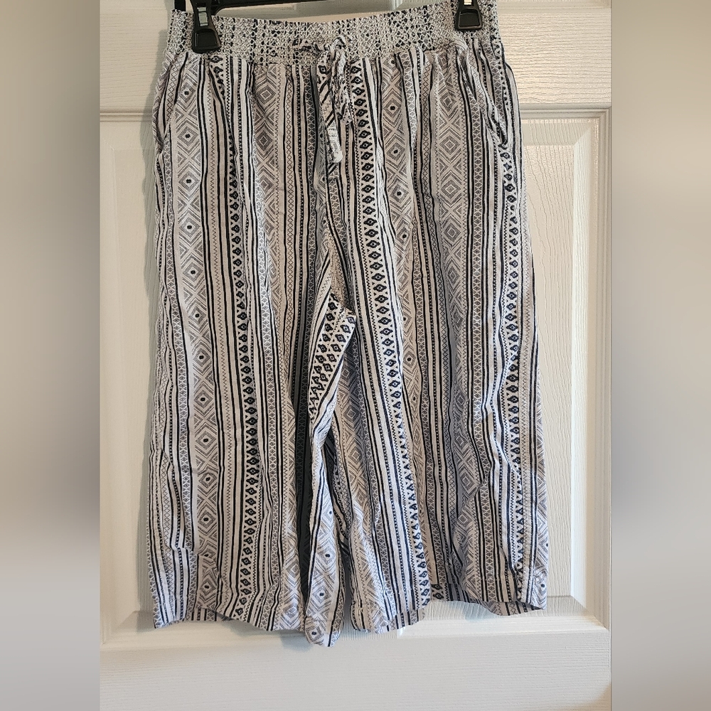 Soul Style Striped Aztec Print Drawstring Capris